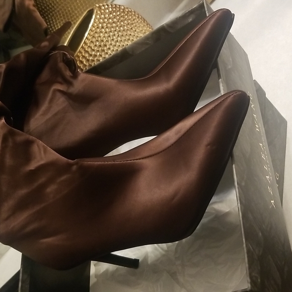 Azalea wang Brand new boots with original boxing comes with extra taps - Picture 7 of 7